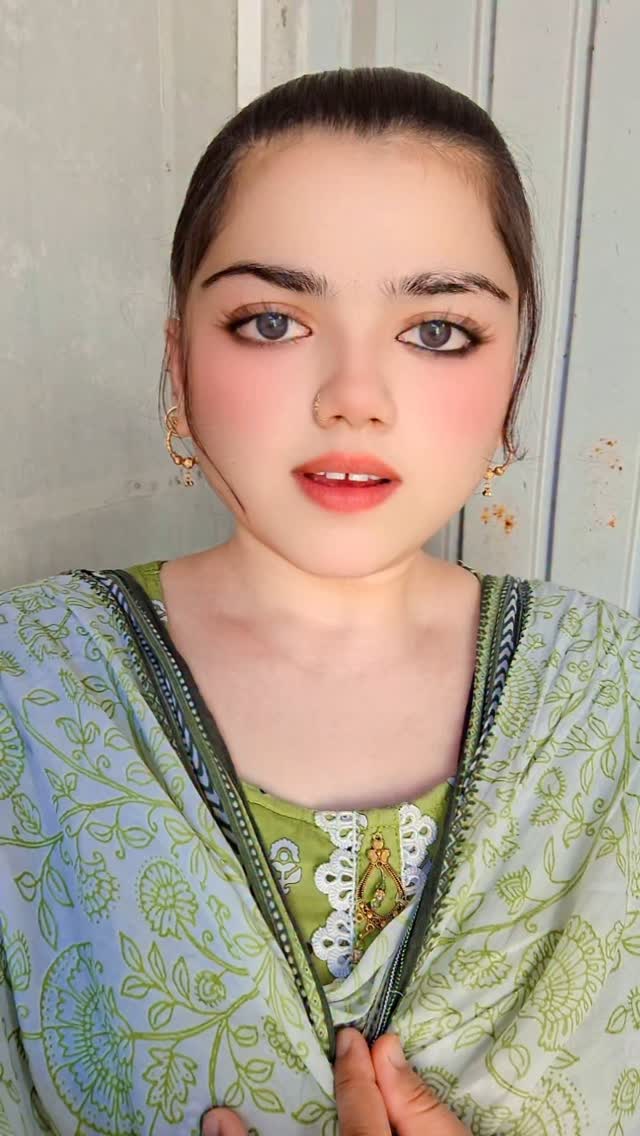 btao۔mujay 😃😀