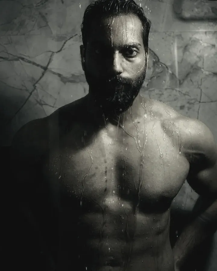 Shades of Rahul 2.0 @finearts_by_aksshhay
.
Photographer @aksshhaydanej
In frame @rrofficial_01
Camera : @sonyprofilmmaking 7c | 50 mm |
.
.
.
#photography #portrait #portraitphotography #fashion #fashionphotography #instagram #photooftheday #darkphotography #darkart #fineart #blackandwhitephotography #monocrome #maharudrastudio #aksshhaydanej
