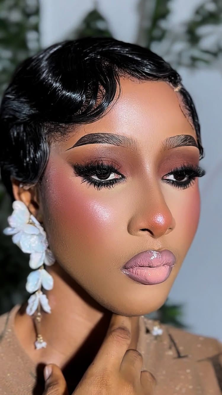 Stunning ๐ฅ๐
Taking Bookings โ๐ป
Makeup:|| @sanola_studios
Hairstylist:|| @styledbynifty ๐
Earrings:|| @jewelsbysanola_ (available for sale in diff colors)
#sanolastudios #makeupartistinadoekiti #ekitimua #explore #adomua #akuremua #ukmua #birthdayglam #bridalmakeup #bridalmua #globalmua