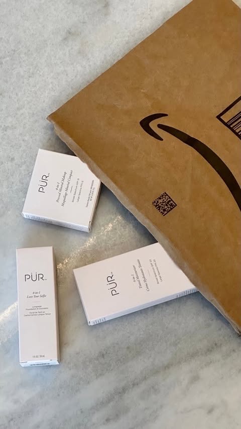 All signs pointed to "treat yourself" 💅📦
Fresh face, full cart — Prime Day hits different with PÜR 💖 Today is the last day to enjoy 30% off!
#PrimeDay #PURBeauty