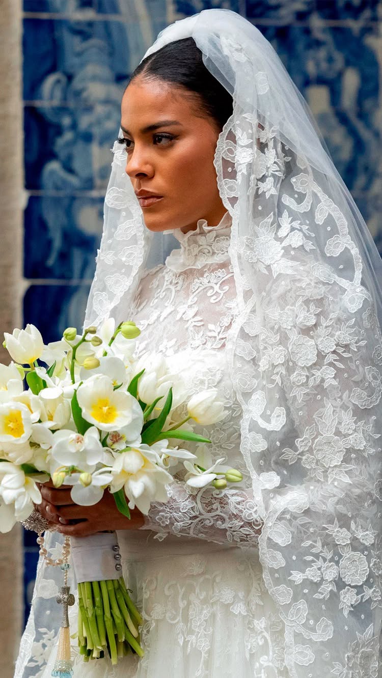 #BASTIDORES 🤳 Lá vem a noiva! 👰♀️ @bellacampox mostrou um pouquinho de como vai ser o tão esperado casamento com Afonso Roitman 🗣️ Tem alguém ansioso por aqui? 🙋♂️ #gshow