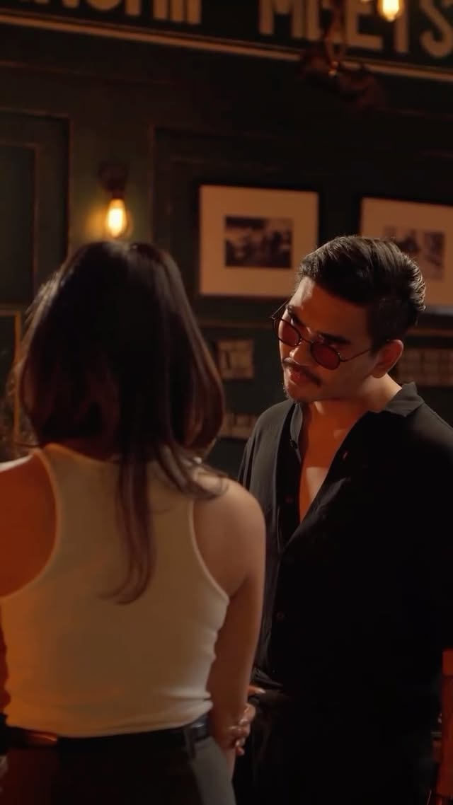 ฝืน Ep.1 สิ่งที่เห็นอาจไม่ใช่สิ่งที่เป็น (กบ-หวิว cover)
#ฝืน #songkarnxknomjean #songkarn #knomjean