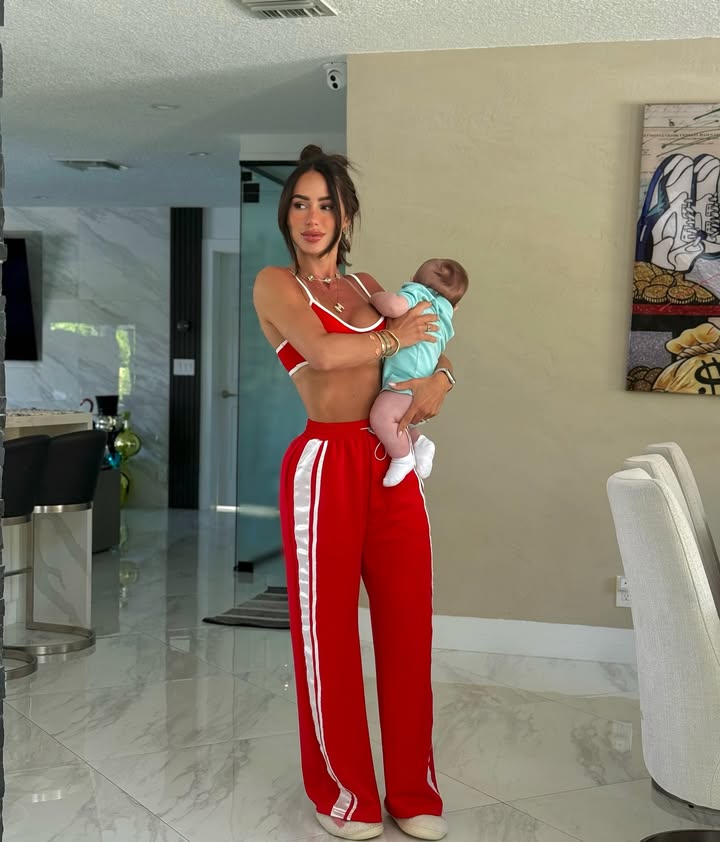 I built a whole person from scratch 💙 te amo baby M 👼🏻