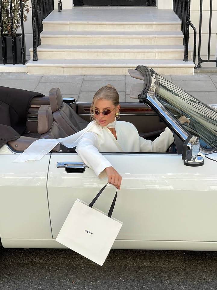 REFY VALET IS HERE!
I’m so excited to share we’re visiting some of our UK community each week throughout July, to hand deliver your favourite REFY products and introduce you to some ones you may not have tried, but we know you’ll love!
Head to @refybeauty stories and let us know where you’d like to see us first! 🤍