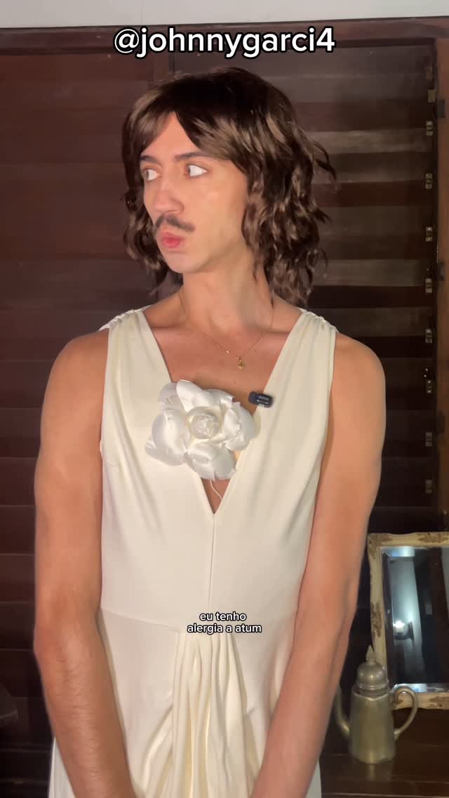 A Raquel r4sgando a Fátima ao invés do vestido 🥰
#comedia #imitação #parodia #personagens #valetudo