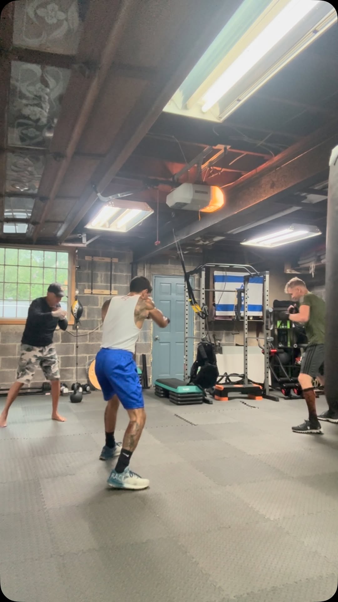 Champ camp with @foremanyuri & @hockcoach 👀🔥 #DonofrioFitness #ChampCamp #WorldChamp #HockCoach #BestOfBergen #BurnOutRound #12Rounds