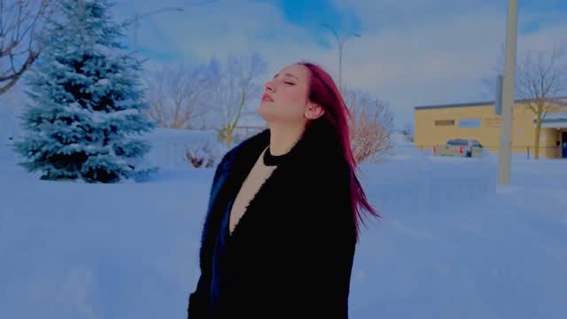 โSANAMโ is dropping soon ๐ถ
#sanam #sehargulkhan #asimrazamusicamp #canada #newsong #music #coming #staytuned