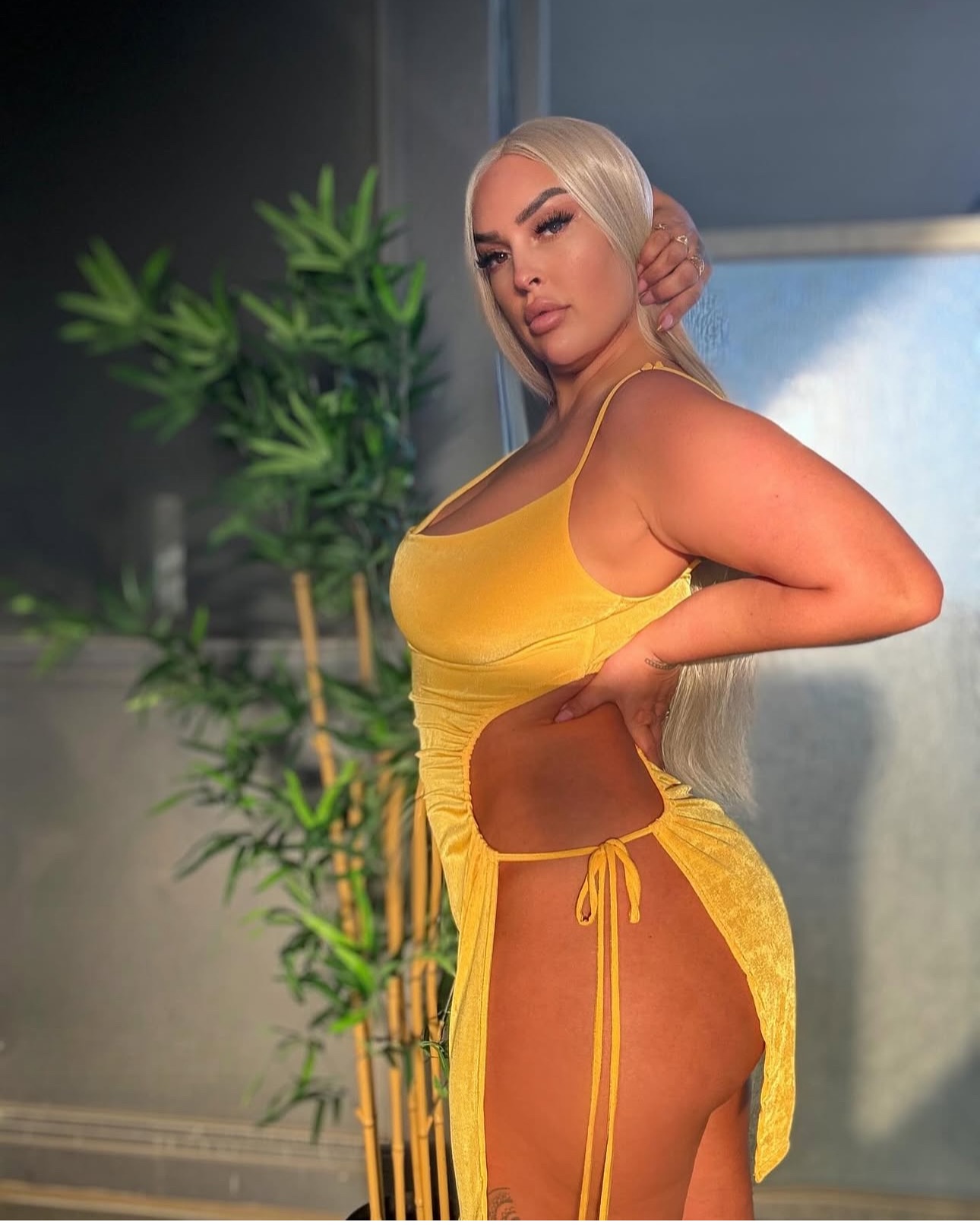 @FashionNovaCurve @FashionNova Iโm his baby mom even if we ainโt got a baby.
Just a Lil Vacay Mini Dress