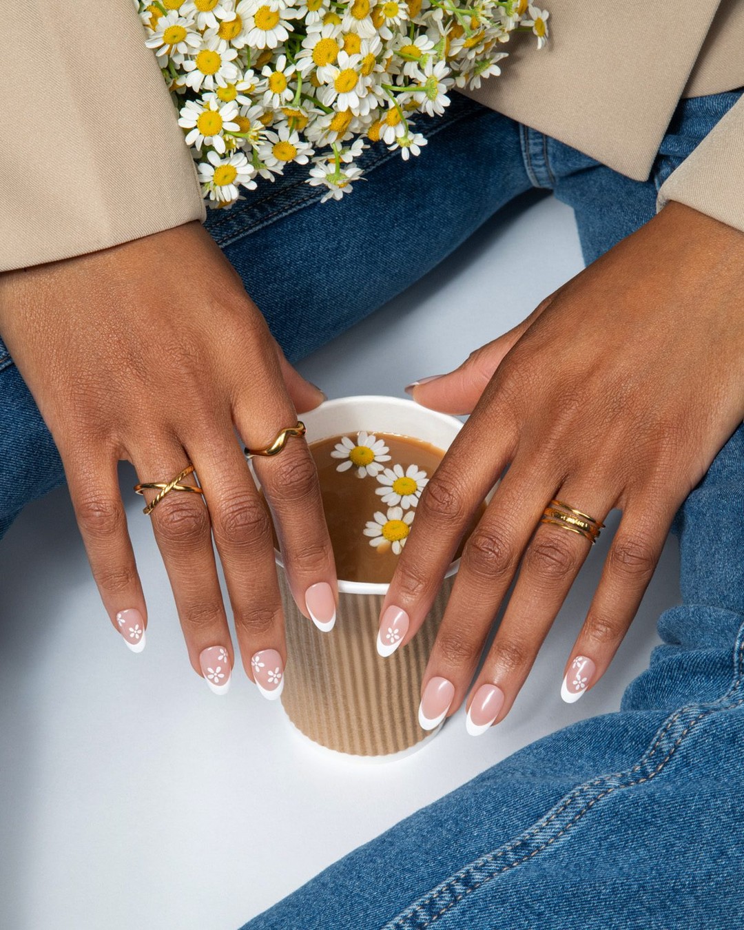 Feeling fresh as a daisy 💅
🌼 No glue
☕ No damage
🌟 Up to 10-day wear
Shop ‘Fearless’ at impressbeauty.com