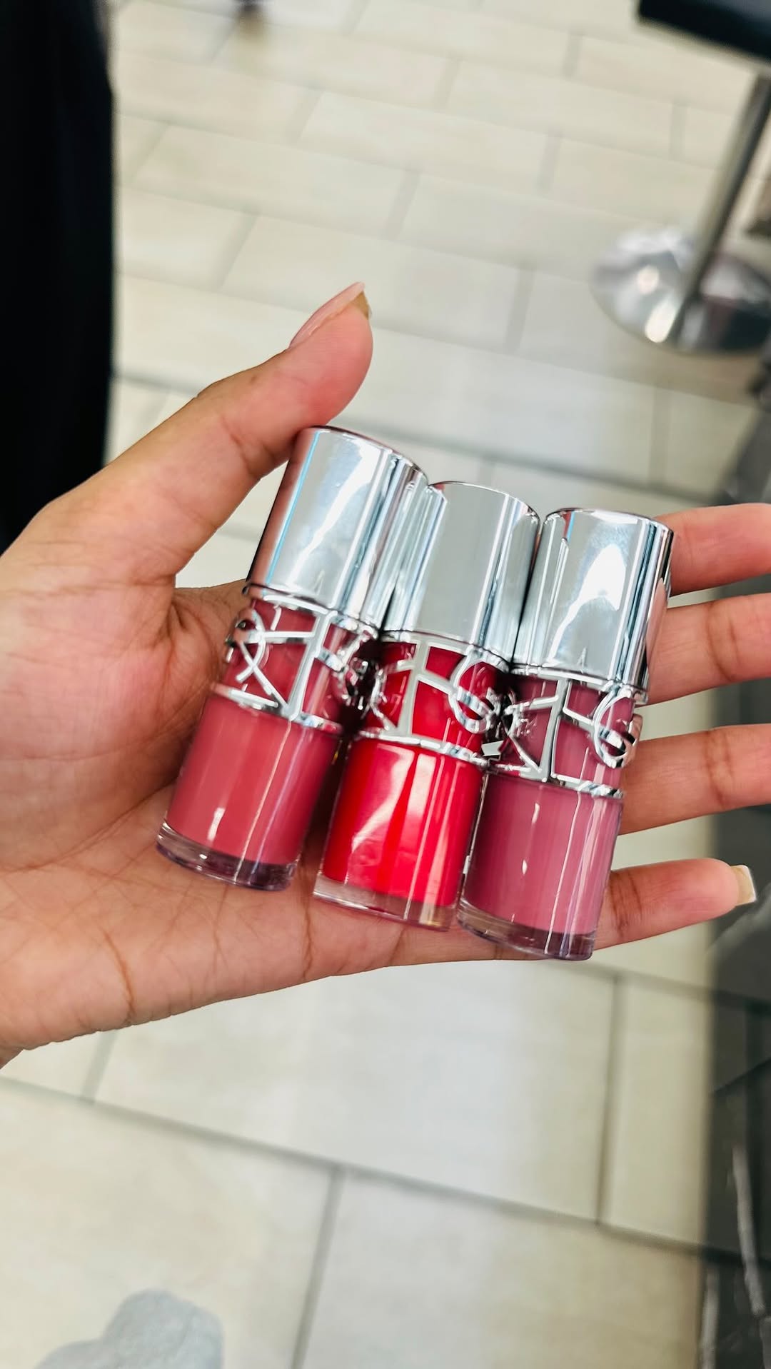 Liquid blush ❎ Vs ✅
@elfcosmeticsuk @elfcosmetics
#makeup #blush #blushmakeup #blushtutorial #makeupobsessed #makeuptips #makeuphacks #makeupinspiration #ukmakeupbrandscollaboration #viral