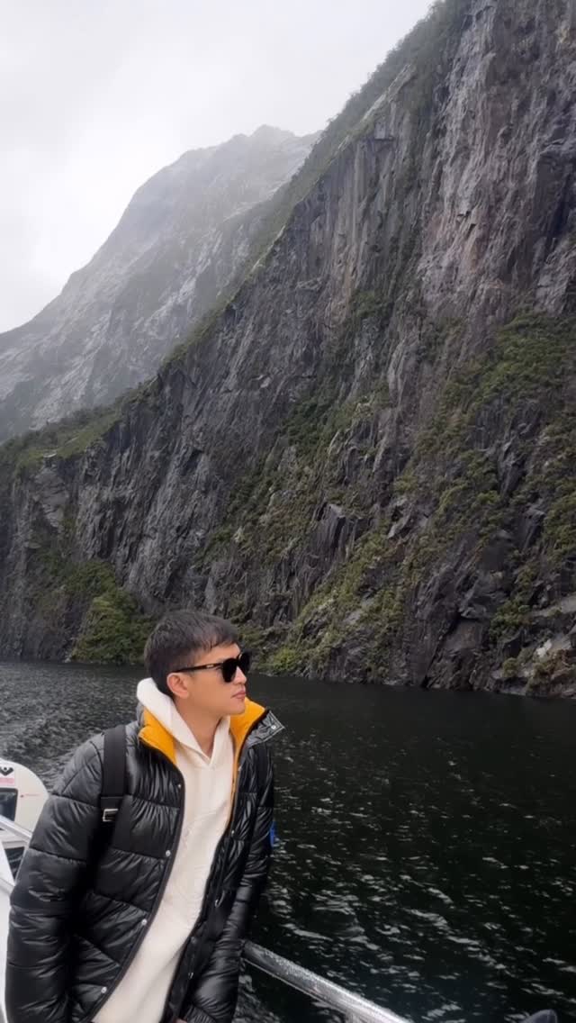 Milford sound 2025❤️
Bener2 ngerasa ada di dalem lukisan 4D sungguh besar sang maha pencipta Allah SWT😇..
#masyaallahtabarakallah