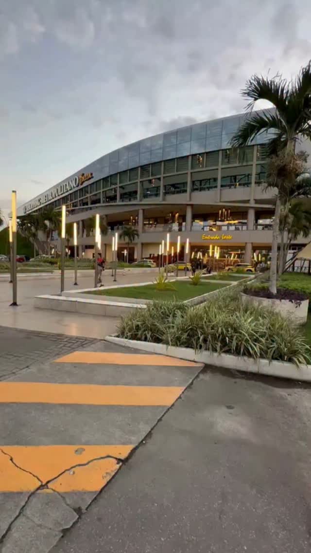 Recadinho pra você não esquecer que sexta que vem, dia 18 de Julho tem shows com essas feras no Arena Errejota do Shopping Metropolitano na Barra.
Entrada gratuita até as 17h. ✌️
Adquira seu ingresso no site do Sympla.
Link na Bio ou venda no dia na bilheteria.
Será uma noite para você reviver grandes sucessos que marcaram uma época maravilhosa.
Não percam 🙌 🫶💃🕺
#musica #barramidia #shoppingmetropolitano #flashbackfriday
