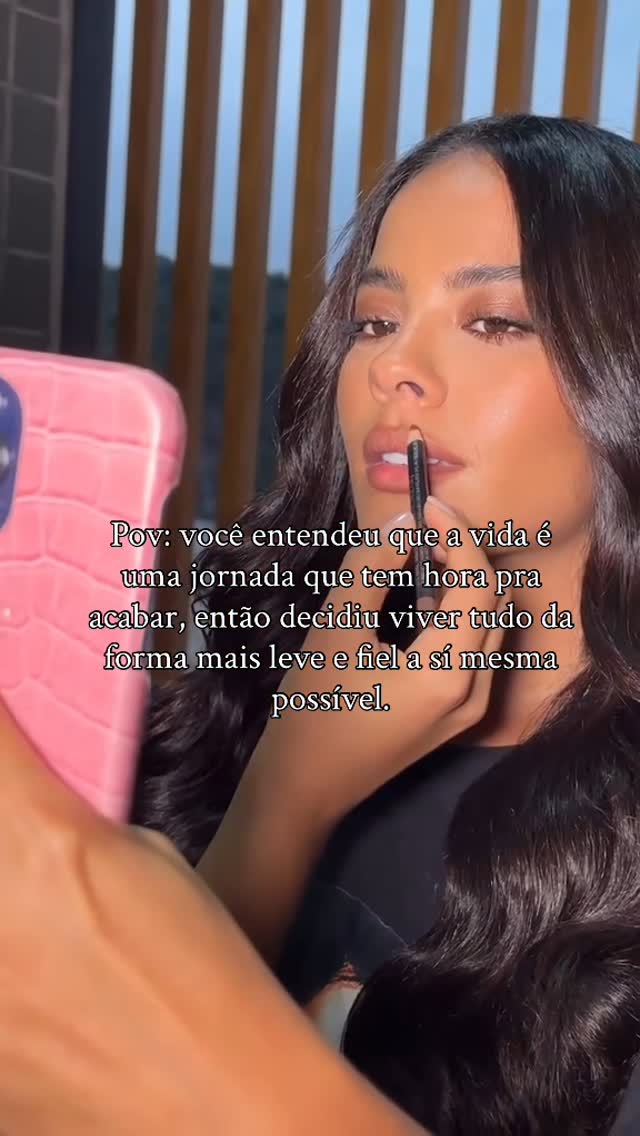 Será que a sua jornada é sobre passar a vida inteira tentando provar algo pro externo ao invés de priorizar suas próprias realizações? 💝💕❤️