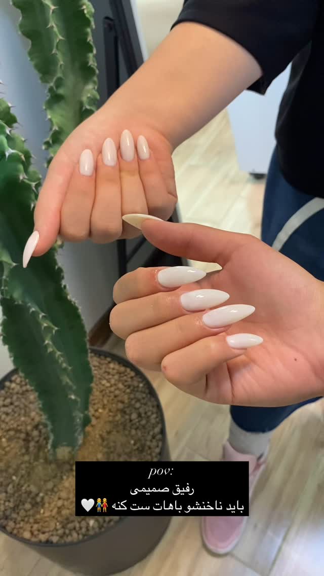 چقدر قشنگین🥰✨
بفرست برای رفیق صمیمیت ست کنید باهم💅
ببین هزار تا رنگ ترند شه باز شیری چیز دیگه ایست🤍✨
#کاشت_ناخن #ناخنکار #شیری #کروم #زیبایی #ژلیش
