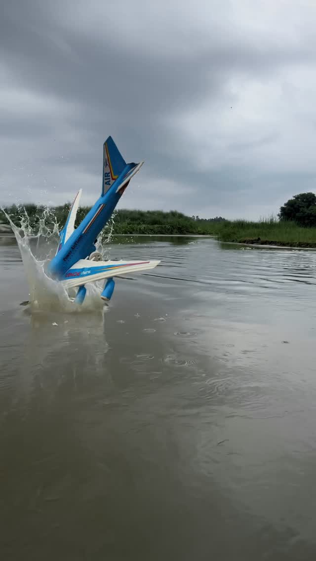 Airplane ✈️ amazing videography trick