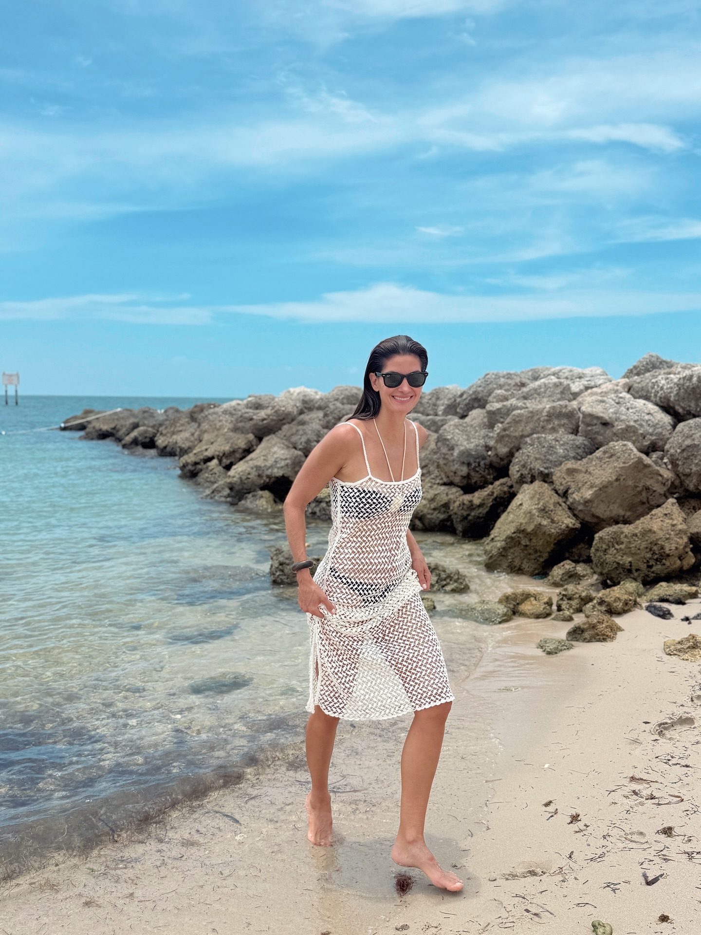 Esse lugar…
Estou há mais de 15 dias aqui em Fisher Island e saí da ilha umas 3 vezes (pra levar o Lorenzo na fisio e um dia pra fazer umas comprinhas)
Isso sim são férias férias, onde consigo descansar e desconectar do celular um pouco!
Vestido @catarinamina ,marca brasileira que tem um trabalho manual cheio de propósito ,vale conhecer
Presente da @gediniz !