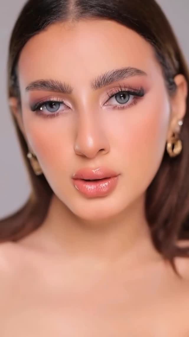 ايه العدسات القمر دي !!🥰❤️
Candy - Paris
تقدري دلوقتي تطلبيه من خلال الويب سايت ☑️
https://nourlensesstore.com/