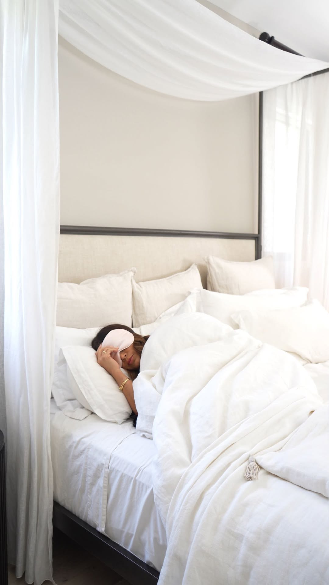 Mis posiciones en la cama 🛌🤣 #humor
Confirmen las de ustedes👇🏼¡Los leo!