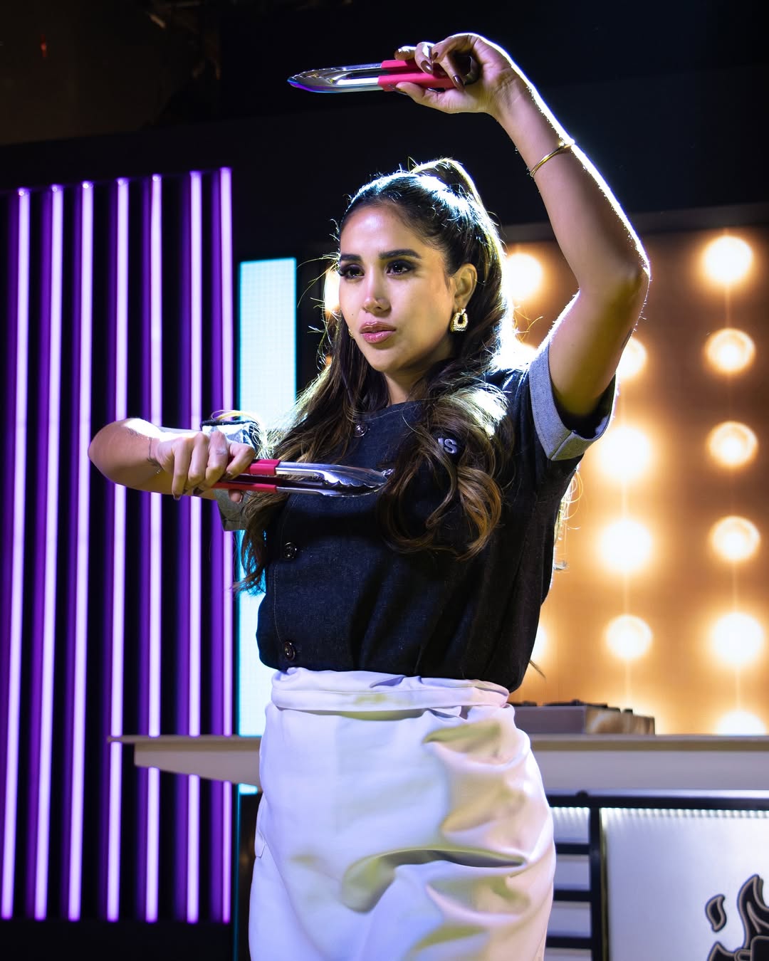 ¿LOGRARÁ MELISSA LEVANTAR LA OLLA DE ORO? 🤩🔥 #ElGranChefFamosos