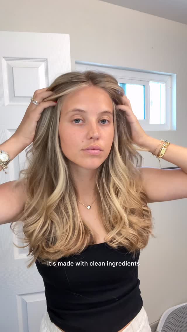 Postpartum or not, this hair wash routine is everything if you need fuller looking hair!! The @renpure Volume Biotin and Collagen shampoo and conditioner are affordable, clean, and really do thicken & volumize my hair. #renpurepartner