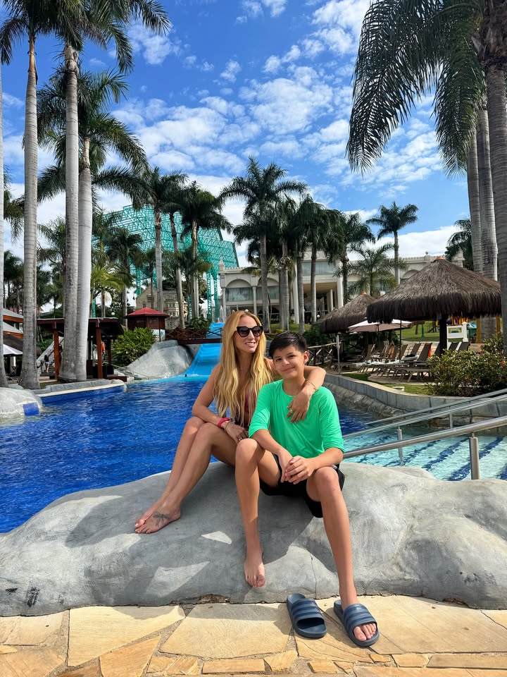 Um pouquinho do nosso dia aqui no @mavsaresort 💙
Fala se não dá vontade de viver essa experiência também?! 🥰
Amamos tanto estar aqui 😍