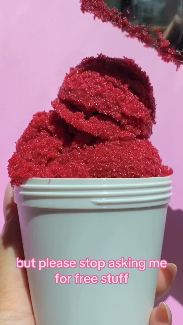 This always makes me feel so uncomfortable and awkward😭🫶🏽💅🏾
Follow @genlenbeautyllc @genlenbeautyllc
-
-
-
-
#lipgloss #satisfying #genlenbeauty #oddlysatisfying #smallbusiness lipglossaddict #lipglosslover #hairmist #bodymist