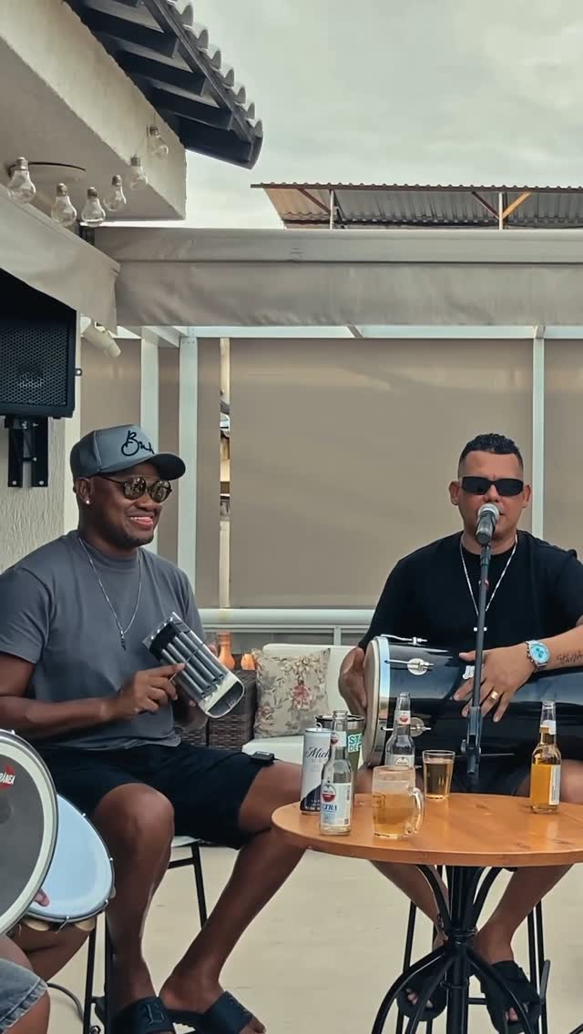 PEGAAAAA! 🔥💥 Feliz demais que vocês estão curtindo o projeto “Vou Pro Sereno canta Jorge Aragão”
#vouprosereno