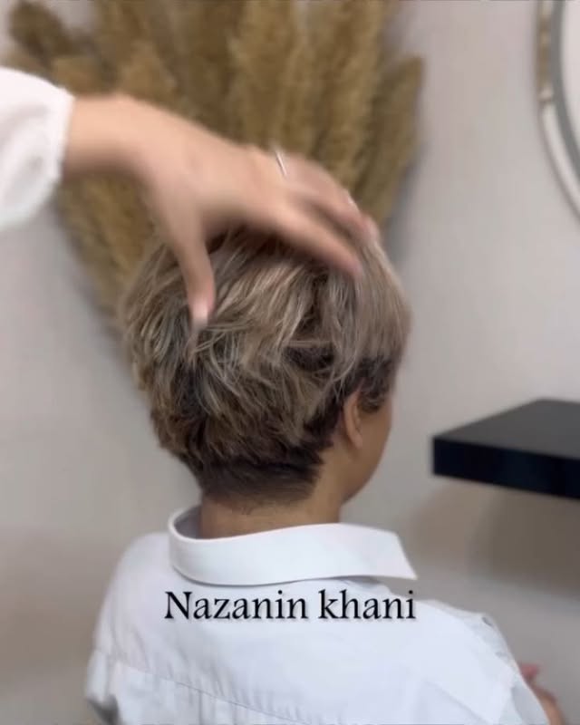 آموزش شینیون روی موی کوتاه از نازنین خانی عزیز 👌
.
.
Artist @nazaninkhani_hairstylist