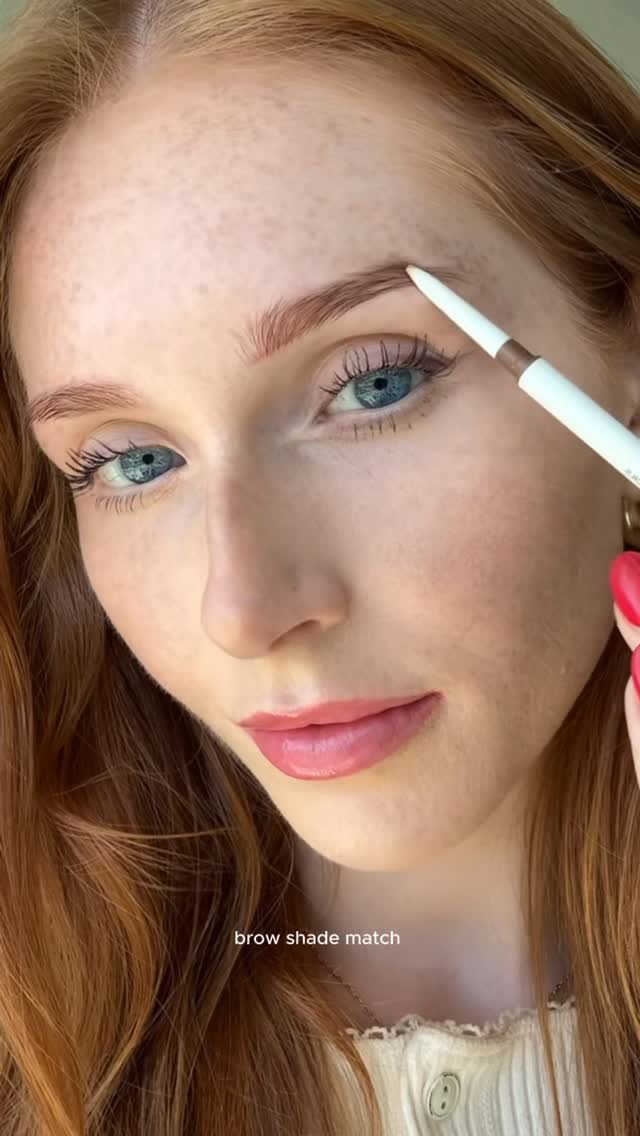 For our redhead baddies, here’s how @kylei.ann enhances her natural brows 👩🦰
Define brows with our NEW Nano Brow Pencil ($11 USD) in shade ‘Almond’ (perfect for redheads!). Then, shape & set brows with our NEW Micro Manager Gripping Brow Gel ($12 USD) ⭐
Are you trying this shade? ❤️ #NanoBrow #MicroManager