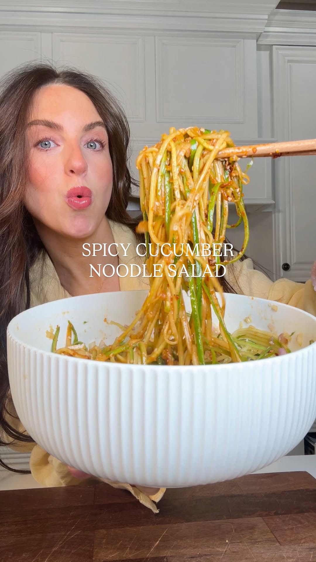 ASMR Spicy Cucumber noodle salad ✨ follow @lainiecooks_ for more! my favorite way to eat 🥒
My dad was in the kitchen with me today can you peep his commentary in the background 😛
Comment “LINK” for the peeler I use to get these beautiful 🥒noodles!
Recipe below:
2 large English cucumbers
2 tbsp soy sauce or tamari
1 tbsp rice vinegar
1 shallot (minced)
1 tbsp sesame oil
1/2 tsp garlic powder
1-2 tbsp chili crunch (depending on how spicy you like it)
Sesame seeds
Salt & pepper to taste
#easyrecipeideas #cucumber #cucumbersalad #healthysnacking