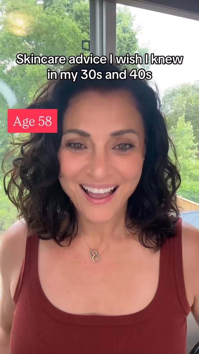 Skincare advice I wish I knew in my 30s and 40s. There are natural alternatives to Botox and there is no need for invasive treatments. We don’t have to compromise our skin to look better.
After years of Botox treatment, I created the FaceFit roller to provide a natural alternative. So if that’s you, visit www.facefitcanada.com or click link in bio to learn more