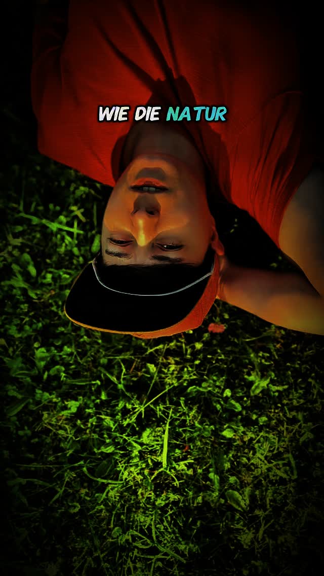 Manchmal vergessen wir, wie einfach es sein darf.
Du darfst du selbst sein – ganz ohne Maske, ganz ohne Filter.
Echt. Menschlich. Magisch.
✨ Wie die Natur. Unverstellt. Wunderschön.
Und vielleicht… ist genau das dein größter Schatz.
Natur. Magie. Mein Fokus.
Deiner auch? 🌿
.
.
.
#duselbstsein #echtundmagisch #naturverbunden #authentischleben #naturmensch #achtsamkeitimalltag #einfachsein #naturliebe #innererfokus #menschlichsein