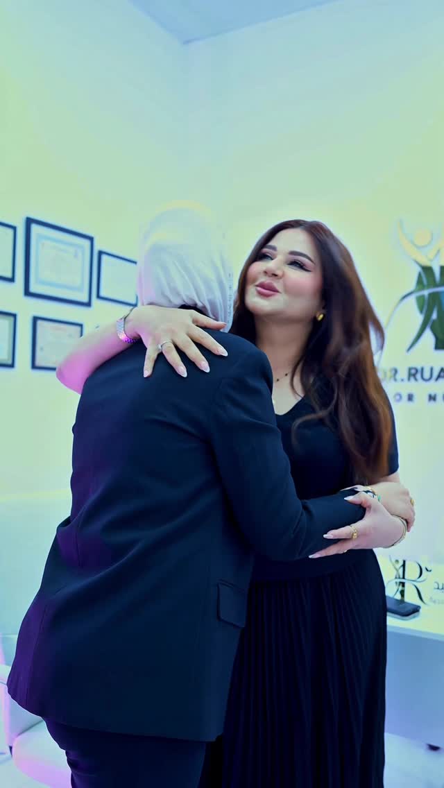 مجرد ما سمعت عن حجم المحبة، وعرفت إن هالمحبة من امرأة مثقفة وناجحة ومؤثرة، أصريت أزور دكتورتنا العزيزة. الزيارة كانت جزء من واجبي تجاه الناس بشكل عام، وتجاه النساء الملهمات بشكل خاص.
@dr.ruaa_clinical_nutrition