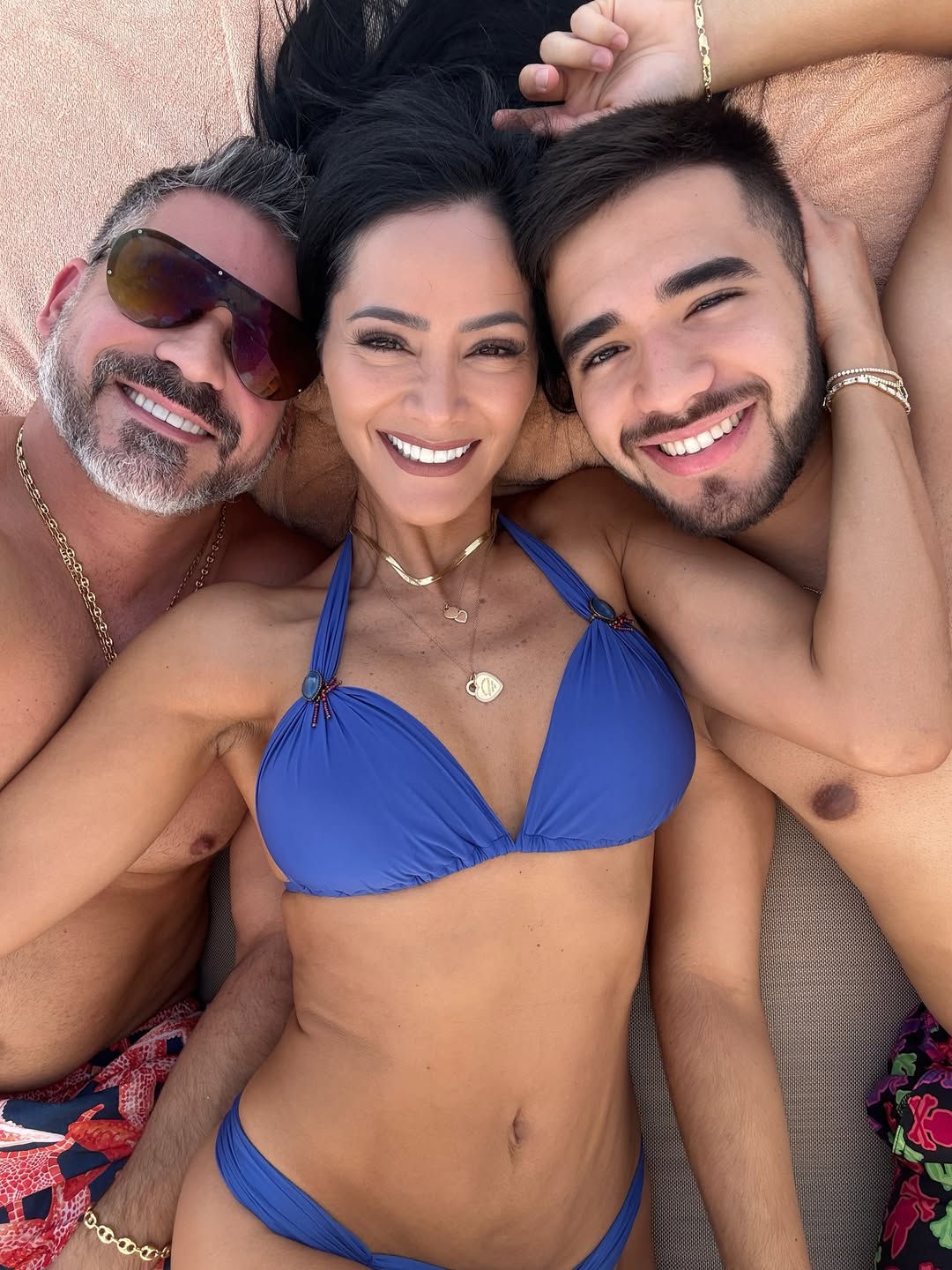 Uuufff Recargándome De puro Amor, nobleza, playita, familia, LO MÁXIMO, no puedo estar más feliz y agradecida con papá Dios y la vida🙏🏼❤️
LOS AMO VIDAS MÍAS❤️🙏🏼
#NorkysBatista