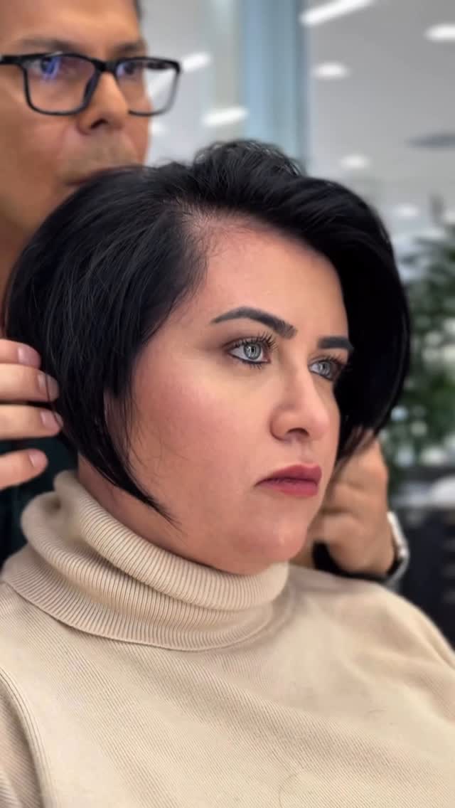 🚨CORREÇÃO DE CORTE🚨 SABER ONDE COMEÇAR E ONDE TERMINAR É ESSENCIAL❗️
PARA QUEM VOCÊ INDICARIA ESSE CORTE❓ REPONDE AQUI NOS COMENTÁRIOS⬇️⬇️⬇️⬇️
.
.
#correção #correçãodecorte #CorteCurto #PixieCut #BobHaircut #CabeloCurtoFeminino #BixieCut #FrenchBob #WolfCut #ButterflyCut #MulletCut #ShortHairVibes #EmpoderamentoFeminino #CabeloEstiloso #HairInspiration #ShortHairTrend #VisualNovo #BelezaAutêntica #CorteDaVez #tendencia2025
