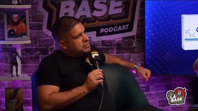 En las empresas siempre hay historias de las fiestas que hacían antes y siempre hay testigos que las vivieron… ya luego están los que vivieron la pura repela 😂😂😂