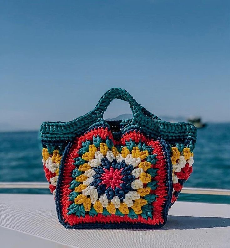 ♥️
.
.
.
.
.
.
.
.
.
Sipariş ve ürün bilgisi için DM
Diğer sayfam 👉 @elyuna00
Takip etmeyi unutmayın 👆
.
.
.
.
.
.
#crochetblanket #handmade #orgusal #babyblankets #bebekbattaniyesi #crochet #knitting #amigurumi #dekorasyon #babyshower #crochetcardigan #grannysquare #izmir #orgubattaniye #crochetersofinstagram#yatakortusu #koltuksali #tigisi #crocheting #motifhırka #örgü #lovecrochet #cardigan#zarahirka #dubai #lubnan #dubaifashion #bahreyn