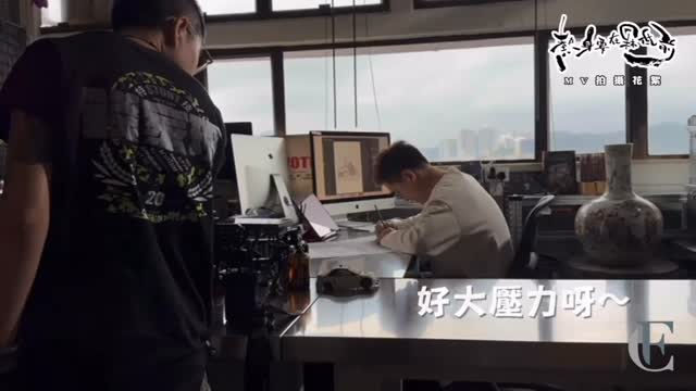 隱藏版的「熱身要在冧低前 」之辦公室篇📁🖇️💼
👀想睇更多,快d click入:
https://youtu.be/TZ9QMUbD310?si=qgRKCLiHBNgnvFXx
🎧想聽更多,可click入:
https://orcd.co/vdvjvyv
#譚輝智 #張佳添 #熱身要在冧低前 #生活 #告票 #抄牌 #OT #無人工加 #熱身 #外賣
#司機 #好攰 #labubu隱藏版