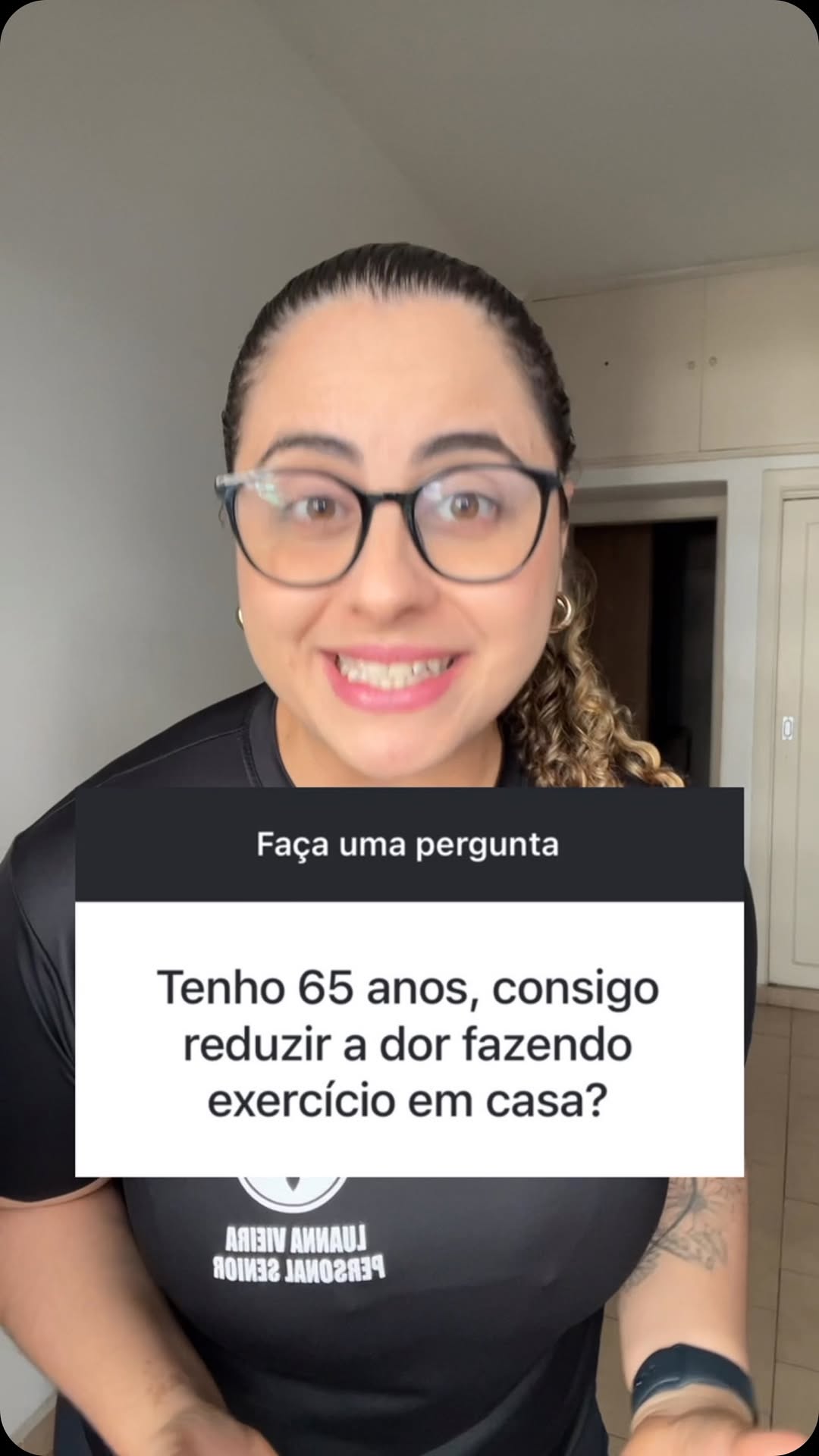 TENHO 65 ANOS, COMSIGO REDUZIR A DOR FAZENDO EXERCÍCIOS EM CASA??
Muitos idosos imaginam que para conseguir eliminar a dor é necessário estar em um ambiente de academia, fazer aula na água, fazer apenas a fisioterapia e hoje eu vim aqui nesse vídeo te esclarecer se é possível ou não eliminar a sua dor fazendo exercícios em casa. Dê o play no vídeo ▶️▶️
#idosos #longevidade #envelhecimentosaudavel #treinoparaidosos #exercíciosfísicos #desgaste #artrose #artrite #dornojoelho #bursite #dornacoluna #dornoombro #saudeebemestar #mobilidadearticular
