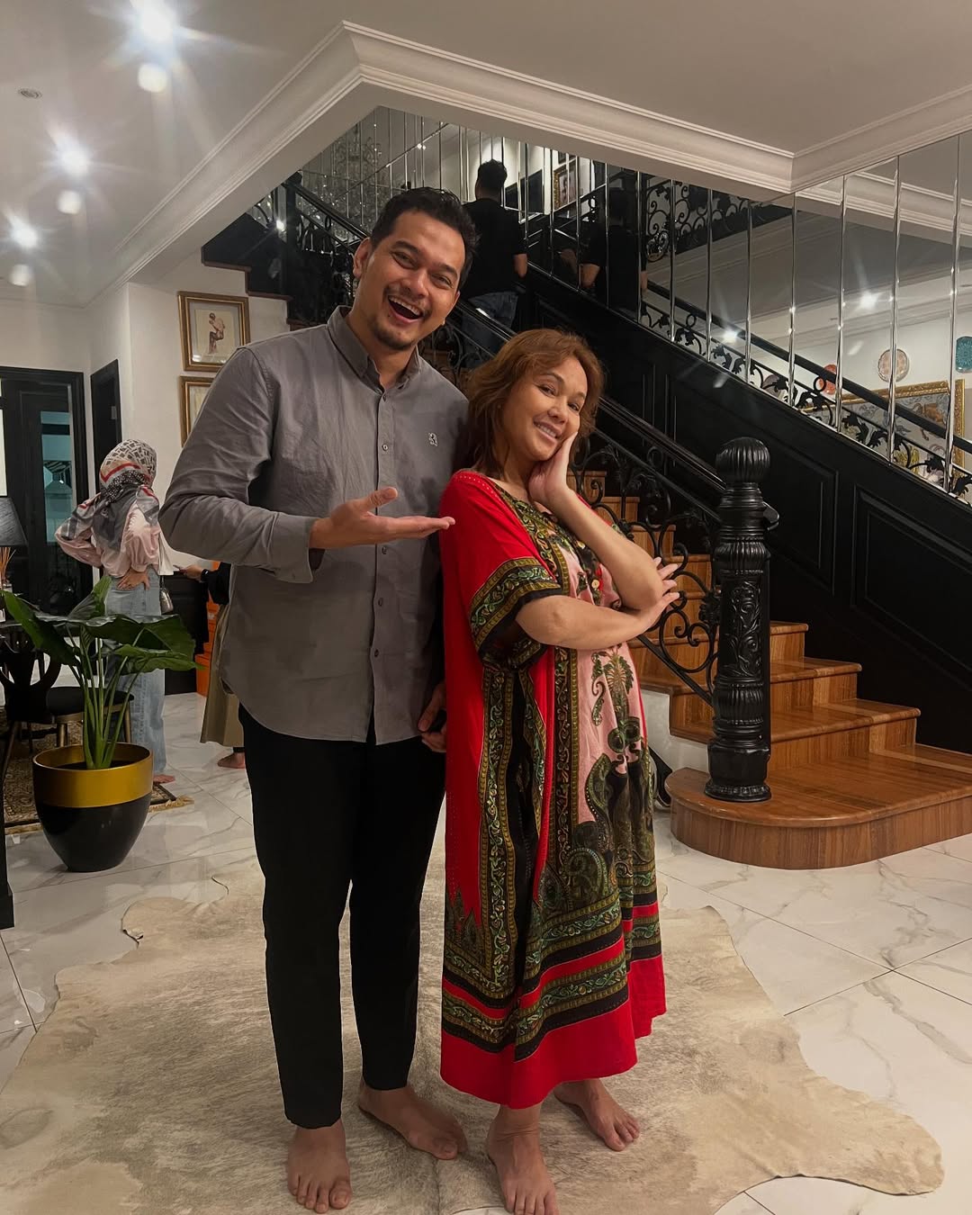 Ketika Cinta bertasbi..