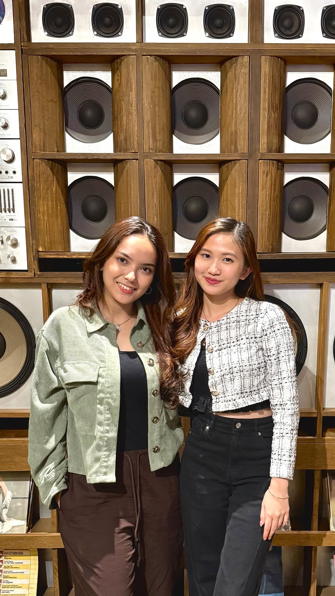 unexpected friendship this year🤝 @alishadira_ is this illegal?!👯♀️
#trend #trending #viral #illegal #friendship #viralsongs