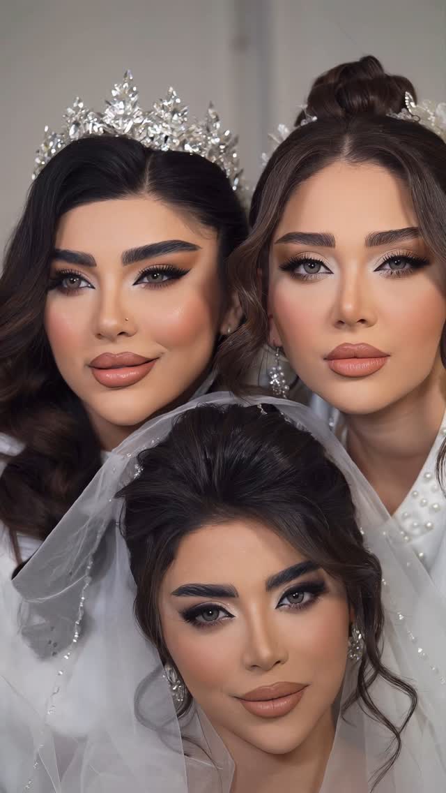 بازدید عروس بهناز کریمی
جمعه ۲۷تیرماه
جهت رزرو کلمه عروس دایرکت شود
میکاپ وی ای پی فقط این جمعه ۲۹۰۰
جهت رزرو فقط حضوری تشریف بیارید❤️
من بهناز کریمی میکاپ آرتیست تخصصی عروس هستم با سابقه ده
سال میکاپ عروس ....
بصورت تخصصی کنار من میتونید آموزش میکاپ داشته باشید
و درامد حداقل ۱۰۰میلیونی داشته باشید