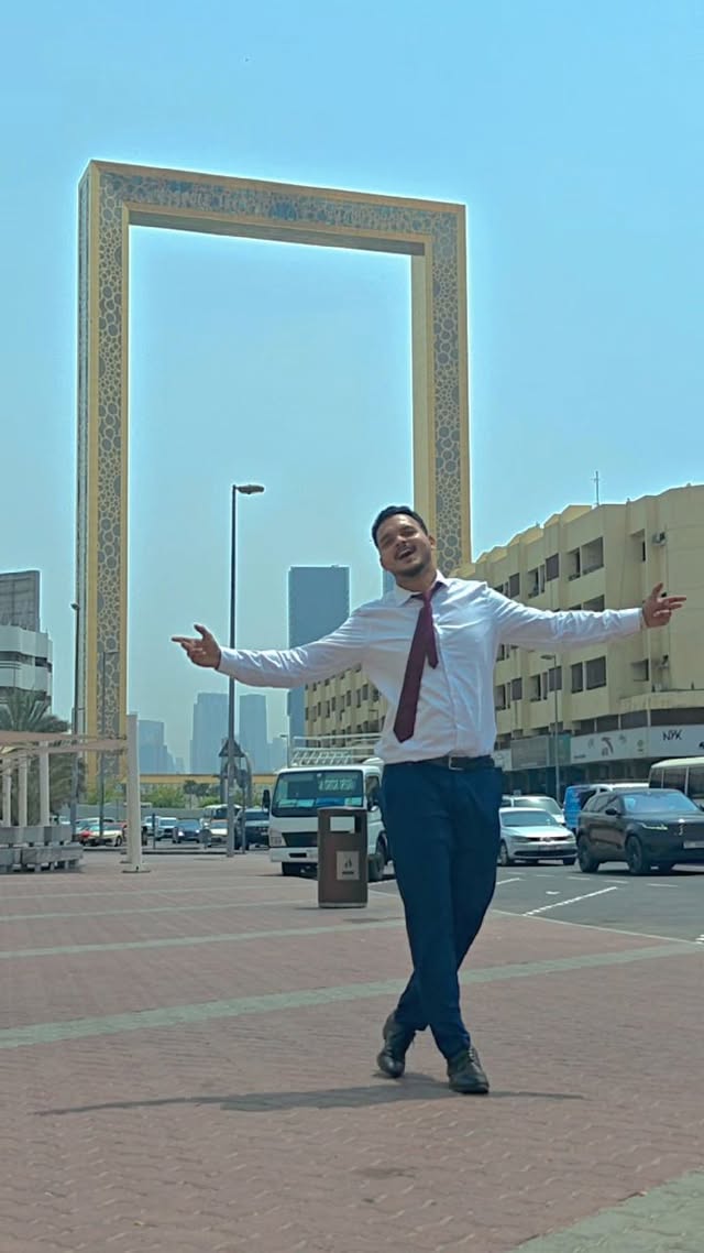 D U B A I 🇦🇪
#instagram #instagood #reels #reelkarofeelkaro #foryou #reelsinstagram #instareels #viralreels #reelitfeelit #dubai #frame #dubaiframe #alkarama #uae🇦🇪