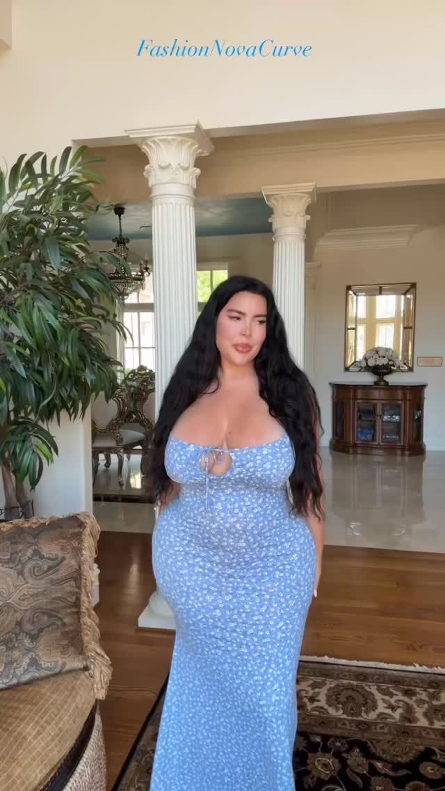 @fashionnovacurve Summer Floral Dresses? Yes please i will Always take them ALL lol 🌸
•
Search 🔍 Samantha Floral Maxi Dress - Size: XL
Search 🔍 Floral Lace Up Midi Dress -Size:Large