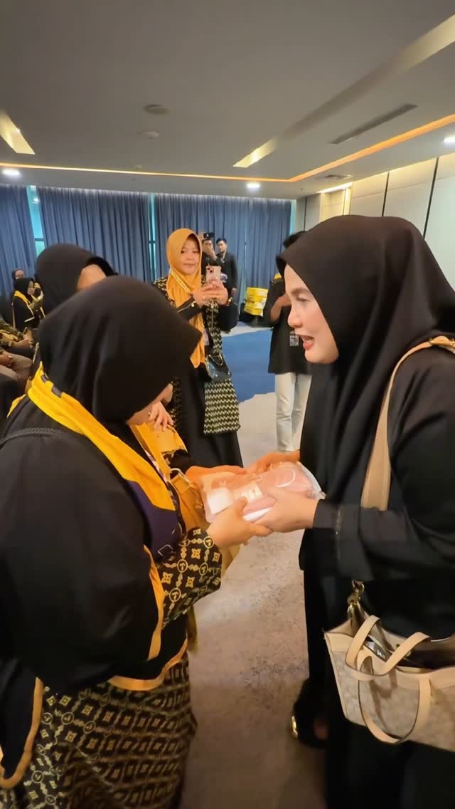 Masha Allah❤️ ke Tanah Suci bersama Mawwah💕 @mawwahhijab