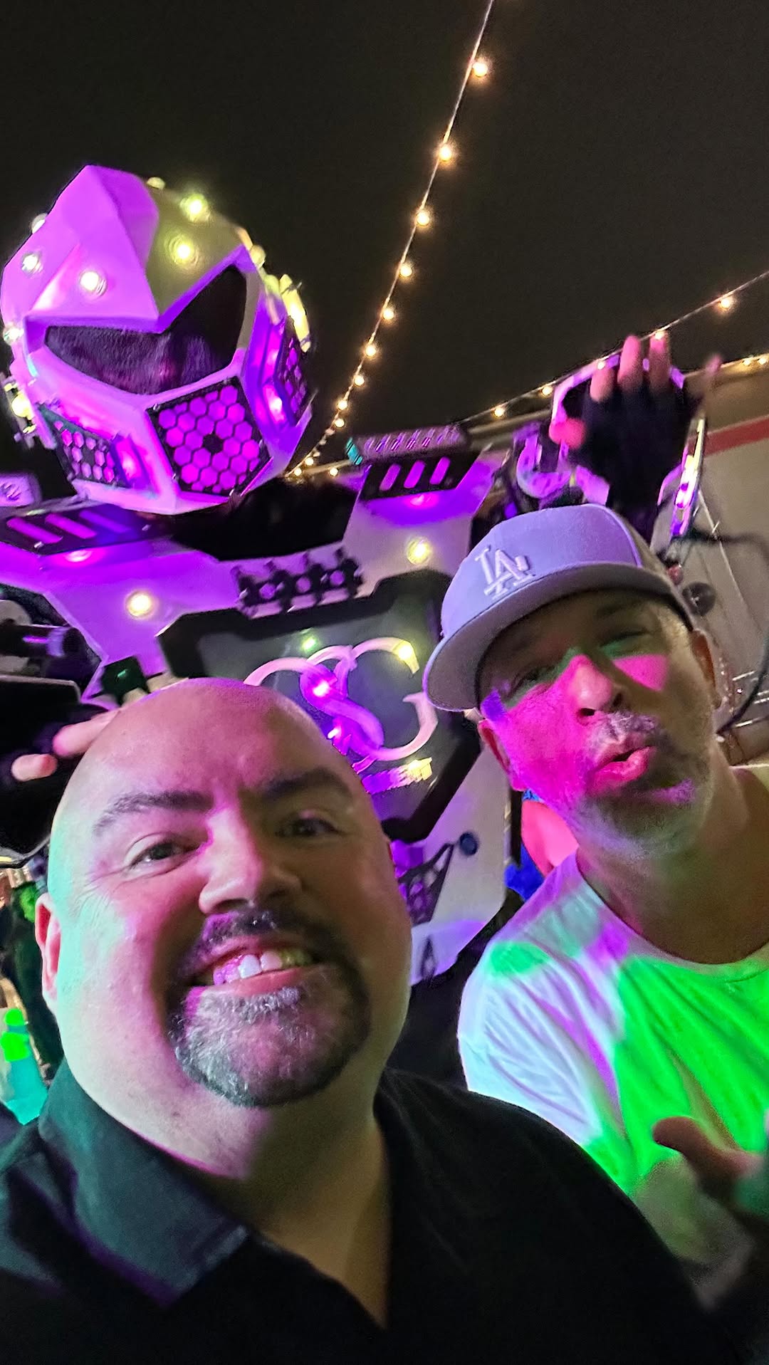 What a birthday party! Everything is a blur after this video. Thank you to everyone who sent me happy birthday wishes and msgs. I love u all 😊
#Fluffy49