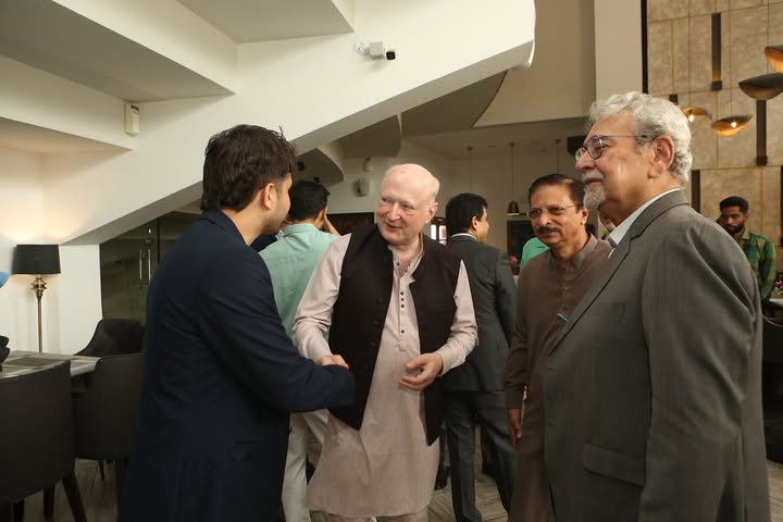 An honor to meet H.E. Dr. Ruediger Lotz, German Consul General Karachi, as we bid him farewell and celebrate his invaluable contributions to promoting arts and cultural dialogue in Pakistan.
Grateful to the President Mohammad Ahmed Shah (H.I,S.I), @ahmedshahacp Arts Council of Pakistan Karachifor leading with vision and creating spaces where these connections flourish. Proud to be part of his team in strengthening cultural ties through the arts.
#ACPKHI #ArtsCouncil #GermanyPakistan #CulturalDiplomacy