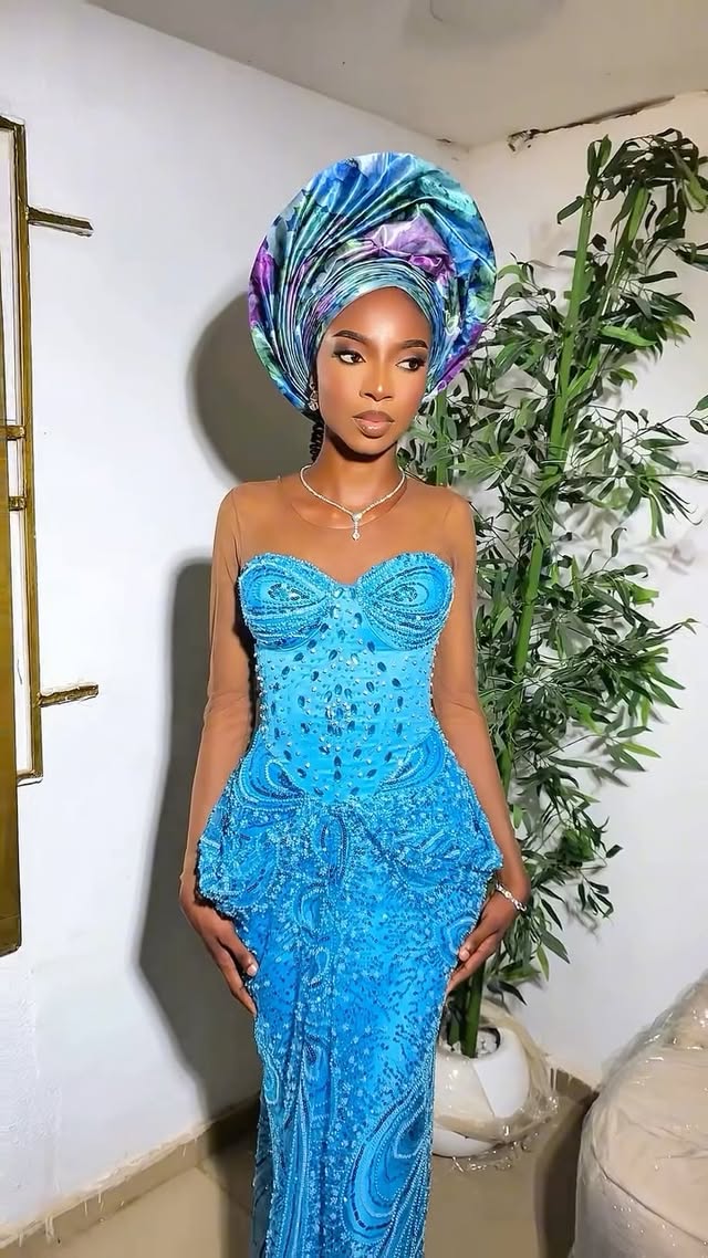 This video of my pretty client has been sitting in my gallery for awhile now so I thought to share ๐ฅฐ
Makeup:|| @sanola_studios
Gele:|| @kolagele3
Dress:|| @fiducia_clothings01
#sanolastudios #ekitimua #makeupartistinadoekiti #explore #adomua #akuremua #ukmua #bridalmua