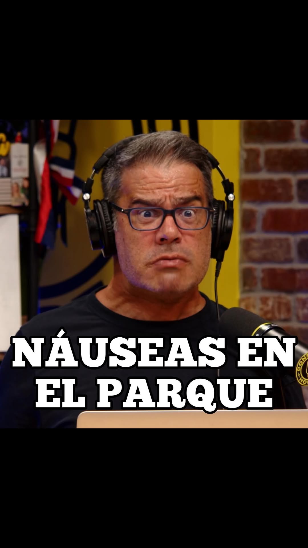 Náuseas en el parque.
@Finalmentechataing se transmite EN VIVO todos los lunes, miércoles, y viernes 12:00 pm Miami en el canal de YouTube de @laconnectorhouse junto a @adriana_donghia Dirección @elalexgoncalves Producción @stephanniearis y @marelyuzcategui
Producción digital de @wplash