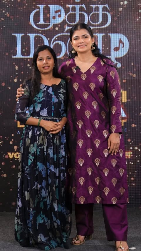 gem🥹💜 🎟️ Tickets are live now – grab yours!
🔗 Link in Bio
#MuththaMazhai #ChinmayiLive #BehindwoodsConcert #LiveInChennai #DistrictByZomato #LifeInYourDistrict #bookmyshow
𝐒𝐞𝐚 𝐛𝐫𝐞𝐞𝐳𝐞-𝐮𝐡 🌬 𝐂𝐡𝐢𝐧𝐦𝐚𝐲𝐢-யால் 𝐬𝐨𝐮𝐥 𝐟𝐫𝐞𝐞𝐳𝐞-𝐮𝐡 ❄
𝐂𝐇𝐈𝐍𝐌𝐀𝐘𝐈’𝐬 𝟏𝐬𝐭 𝐄𝐕𝐄𝐑 𝐁𝐄𝐀𝐂𝐇𝐒𝐈𝐃𝐄 𝐋𝐈𝐕𝐄 𝐂𝐎𝐍𝐂𝐄𝐑𝐓 𝐈𝐍 𝐂𝐇𝐄𝐍𝐍𝐀𝐈 – 𝐌𝐮𝐭𝐡𝐭𝐡𝐚 𝐌𝐚𝐳𝐡𝐚𝐢!
Aug 2 | 📍 VGP Golden Beach Resort
Book your tickets →
District - https://www.district.in/events/behindwoods-muththa-mazhai-concert-ft-chinmayi-sripada-aug2-2025-buy-tickets,
BookMyShow - https://in.bookmyshow.com/events/behindwoods-muththa-mazhai-concert-ft-chinmayi/ET00452074
Kyn app - https://kynhood.com/event/686bbf192fab9fdf45ac0649